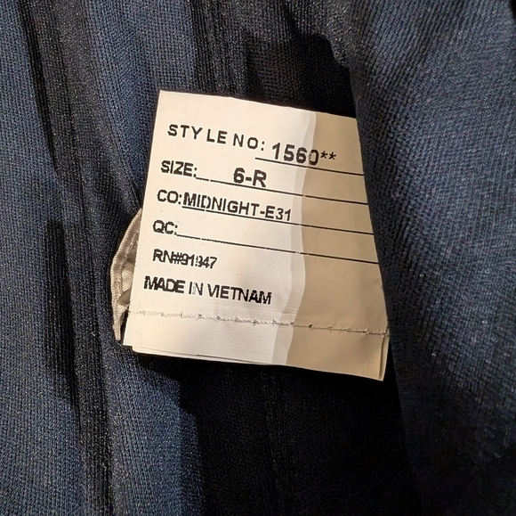 AFTER SIX Women’s Off the Shoulder Evening Gown Navy Blue Size 6 R NWOT - Picture 10 of 11